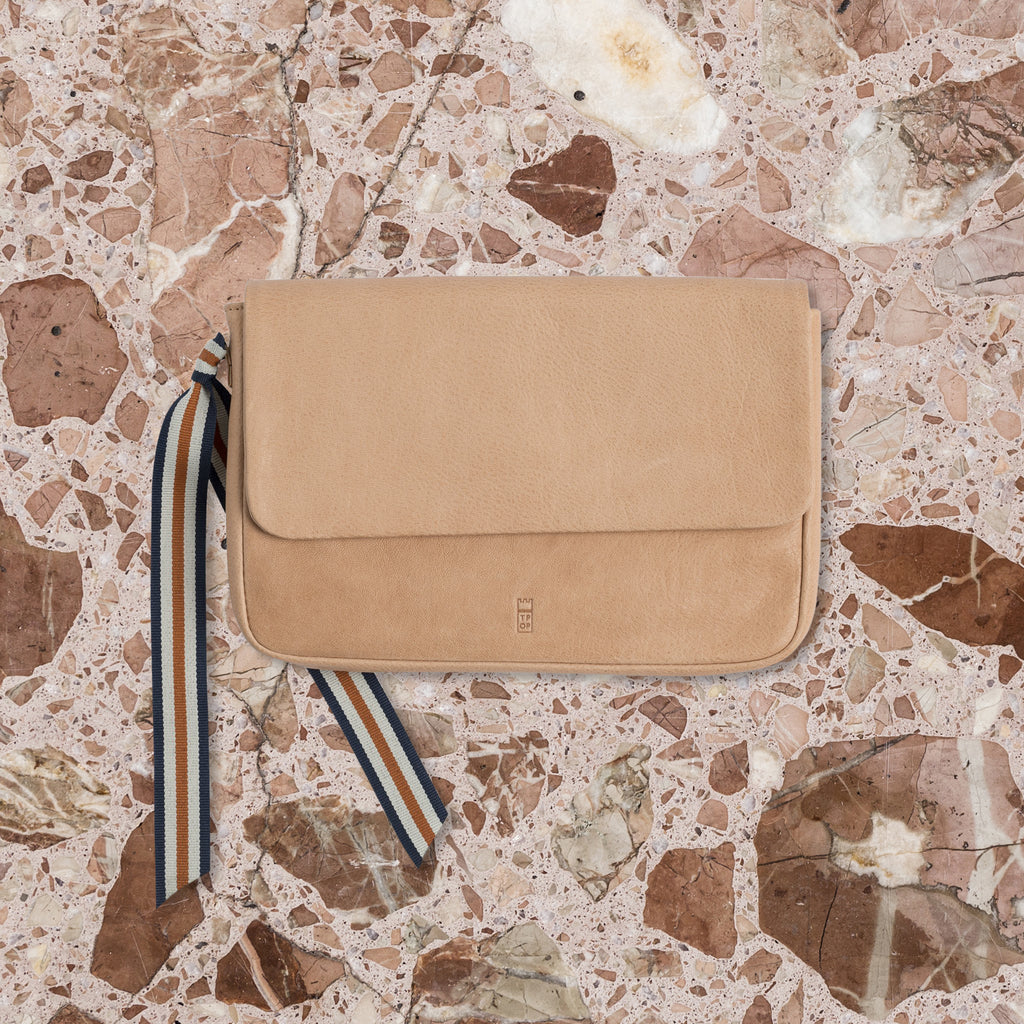 The Pick of Pieces Geneva Wallet, Natural